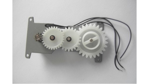 深圳無刷電機(jī)廠家為您講述直流無刷電機(jī)工作原理及控制器的檢修