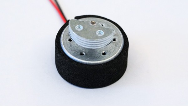 深圳振動(dòng)電機(jī)廠家為您揭秘:振動(dòng)電機(jī)/各種振動(dòng)篩上用的振動(dòng)電機(jī)