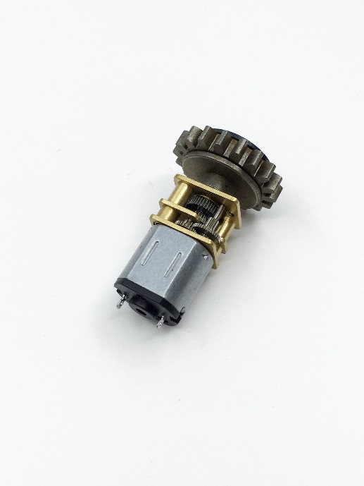 深圳小電機(jī)電機(jī)廠家為您揭秘:柴油發(fā)電機(jī)組電瓶保養(yǎng)三個(gè)小方法