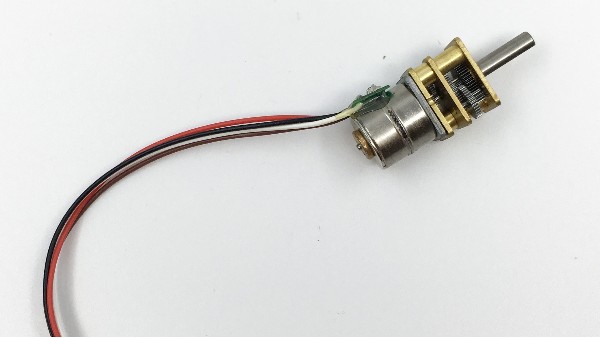 深圳減速步進(jìn)電機(jī)廠家為您揭秘:減速步進(jìn)電機(jī)有哪些優(yōu)點(diǎn)